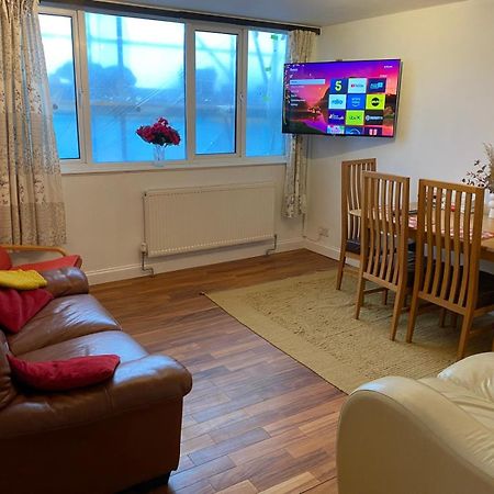 The Kingston Hideaway Hostel Kingston upon Thames  Kültér fotó
