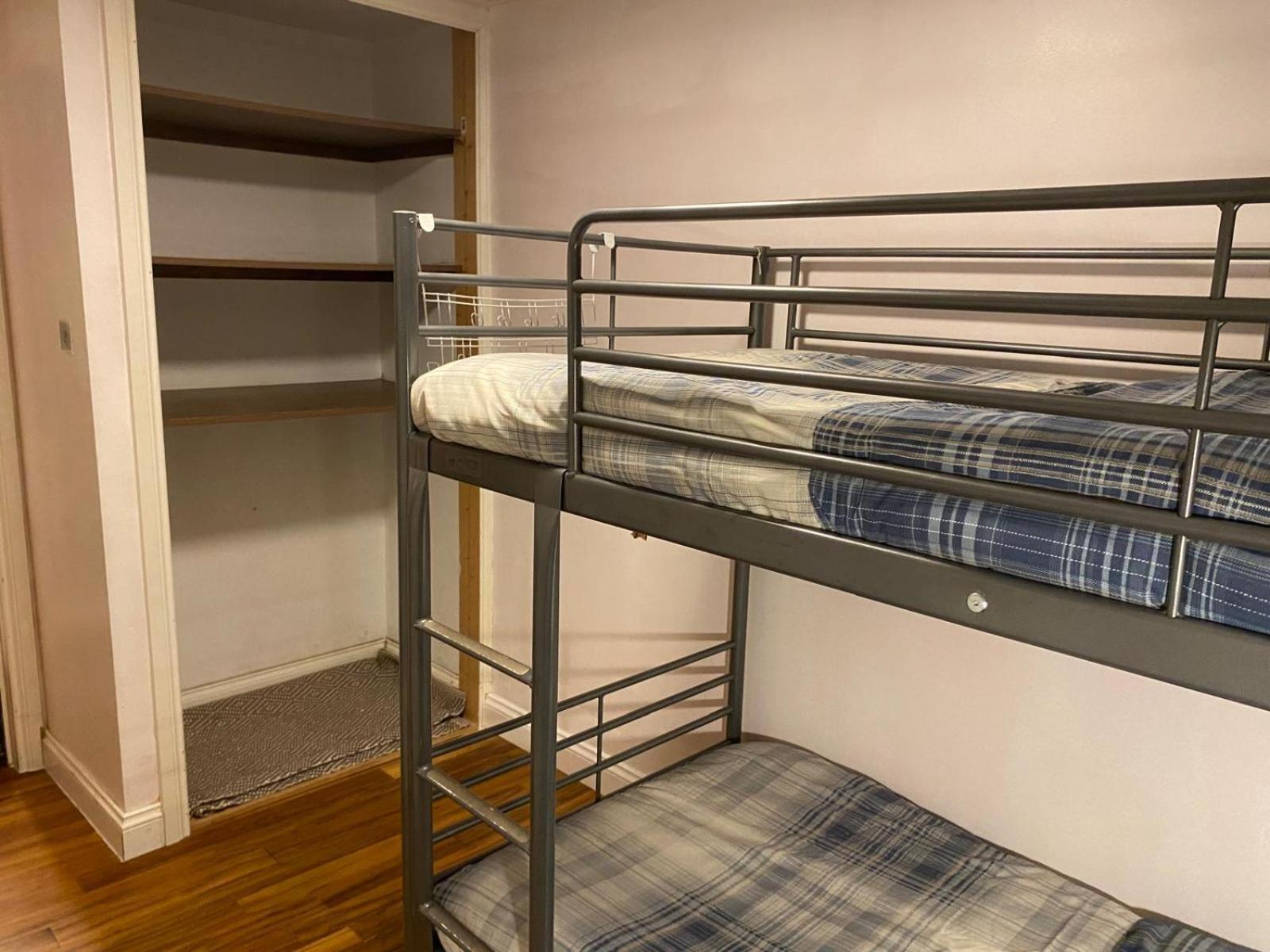 The Kingston Hideaway Hostel Kingston upon Thames  Kültér fotó